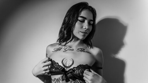 Porn Chat Live with AbrilRamirez