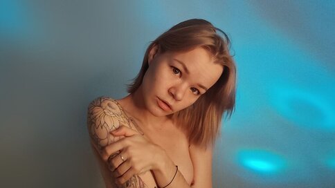 Porn Chat Live with AliceMelt