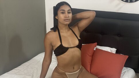 Porn Chat Live with LauraCamilla