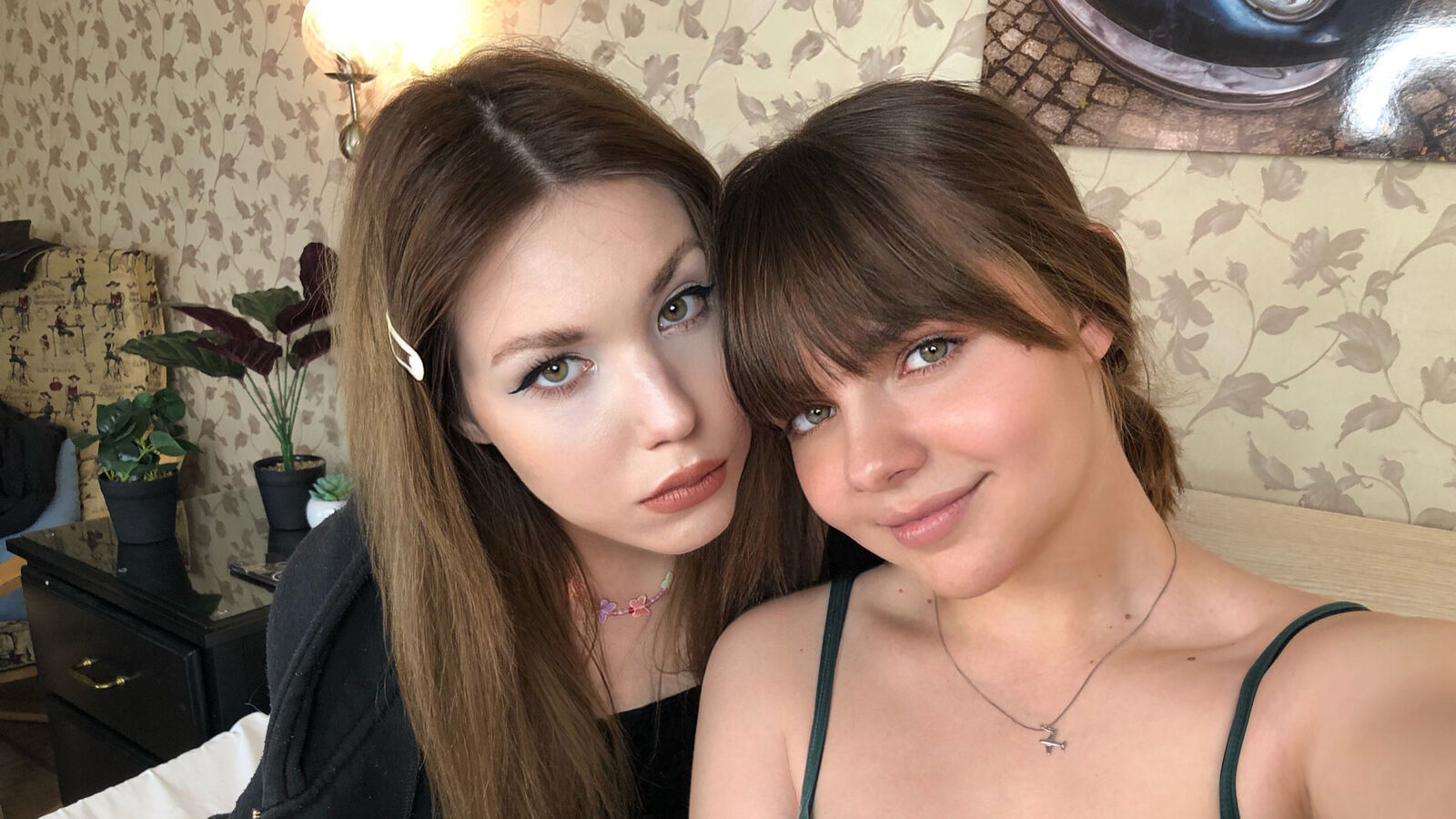 Porn Chat Live with ShellaAndStefany